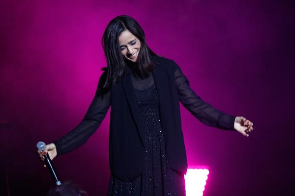 Julieta Venegas deleitó al Teatro Caupolicán