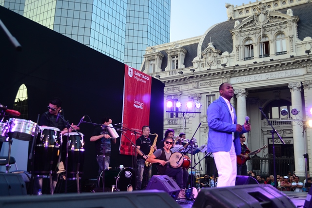 Con bailes, música y seminario Santiago celebró el Día del Migrante