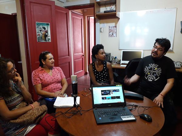 ECO realiza taller de radio con migrantes